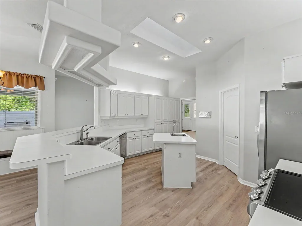 1709 W Pine Ridge Boulevard Beverly Hills FL 34465