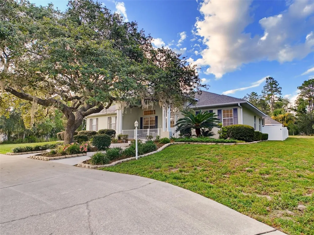 1709 W Pine Ridge Boulevard Beverly Hills FL 34465