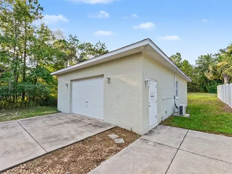 1709 W Pine Ridge Boulevard Beverly Hills FL 34465