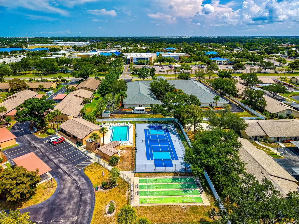 6023 27th Street W Bradenton FL 34207