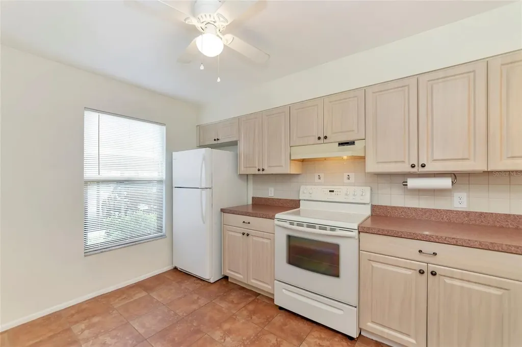 6023 27th Street W Bradenton FL 34207