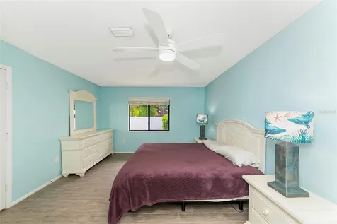 6023 27th Street W Bradenton FL 34207