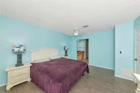 6023 27th Street W Bradenton FL 34207