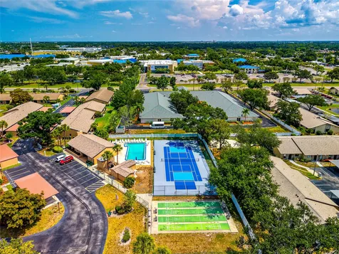 6023 27th Street W Bradenton FL 34207