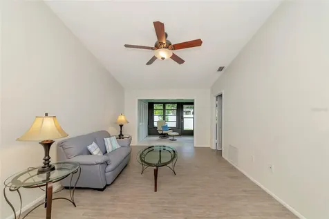 6023 27th Street W Bradenton FL 34207