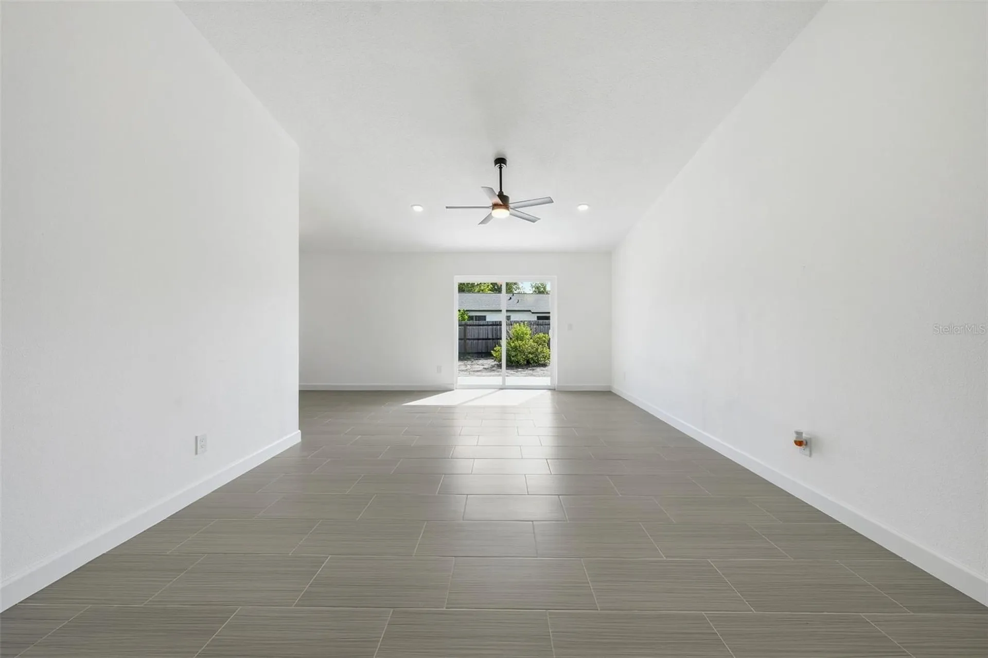 4839 Red Willow Avenue Orlando FL 32808