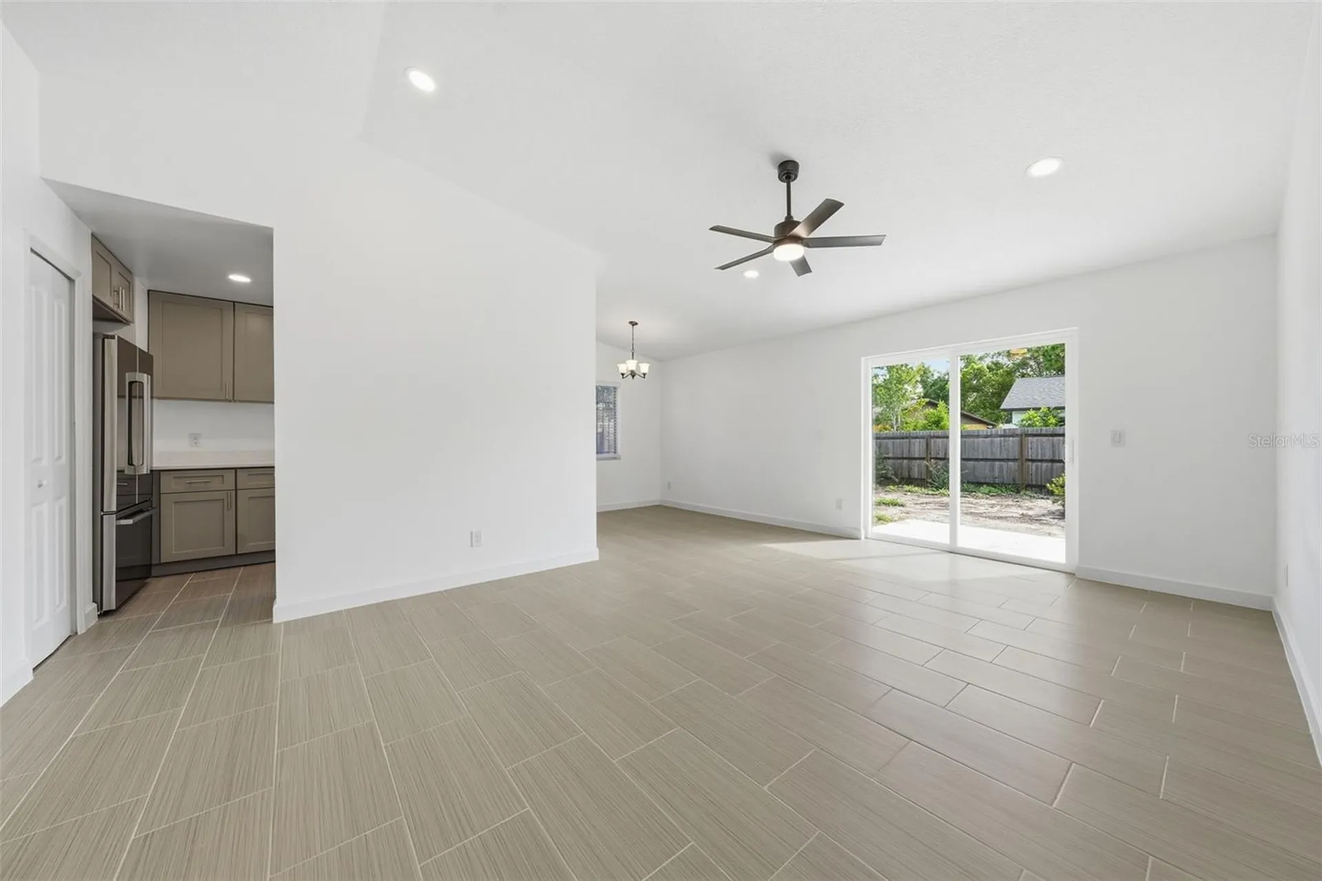 4839 Red Willow Avenue Orlando FL 32808