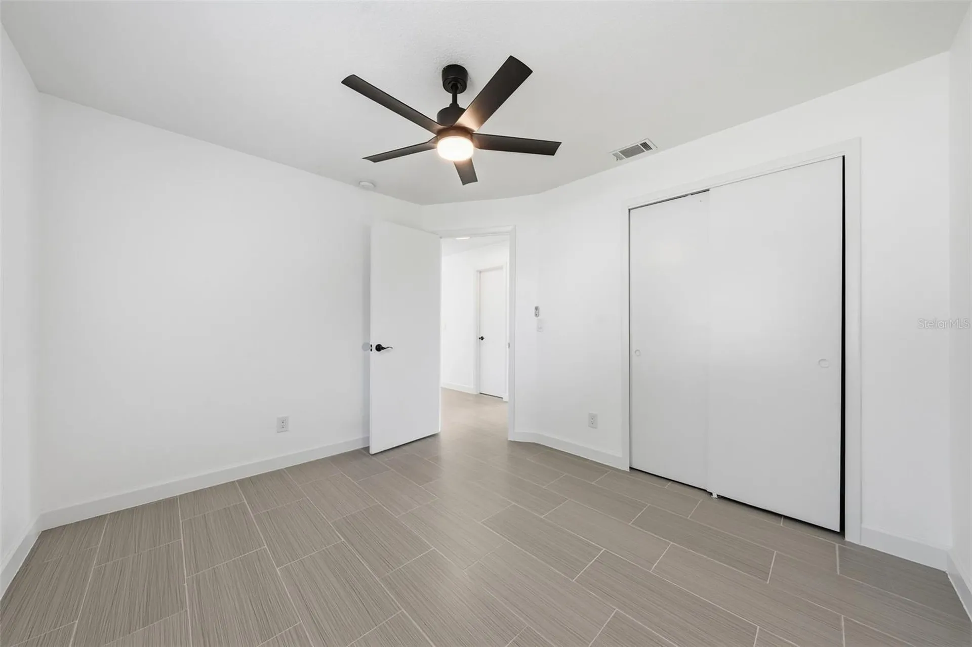 4839 Red Willow Avenue Orlando FL 32808