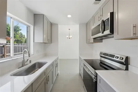 4839 Red Willow Avenue Orlando FL 32808