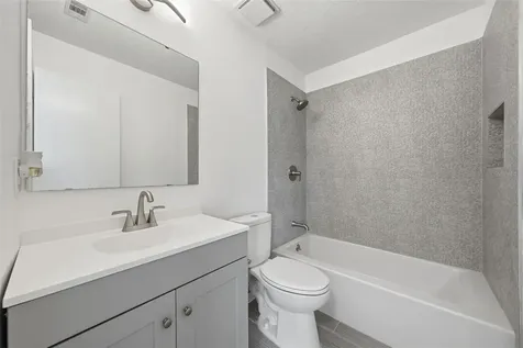 4839 Red Willow Avenue Orlando FL 32808