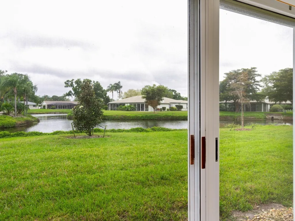 3130 Ringwood Meadow Sarasota FL 34235