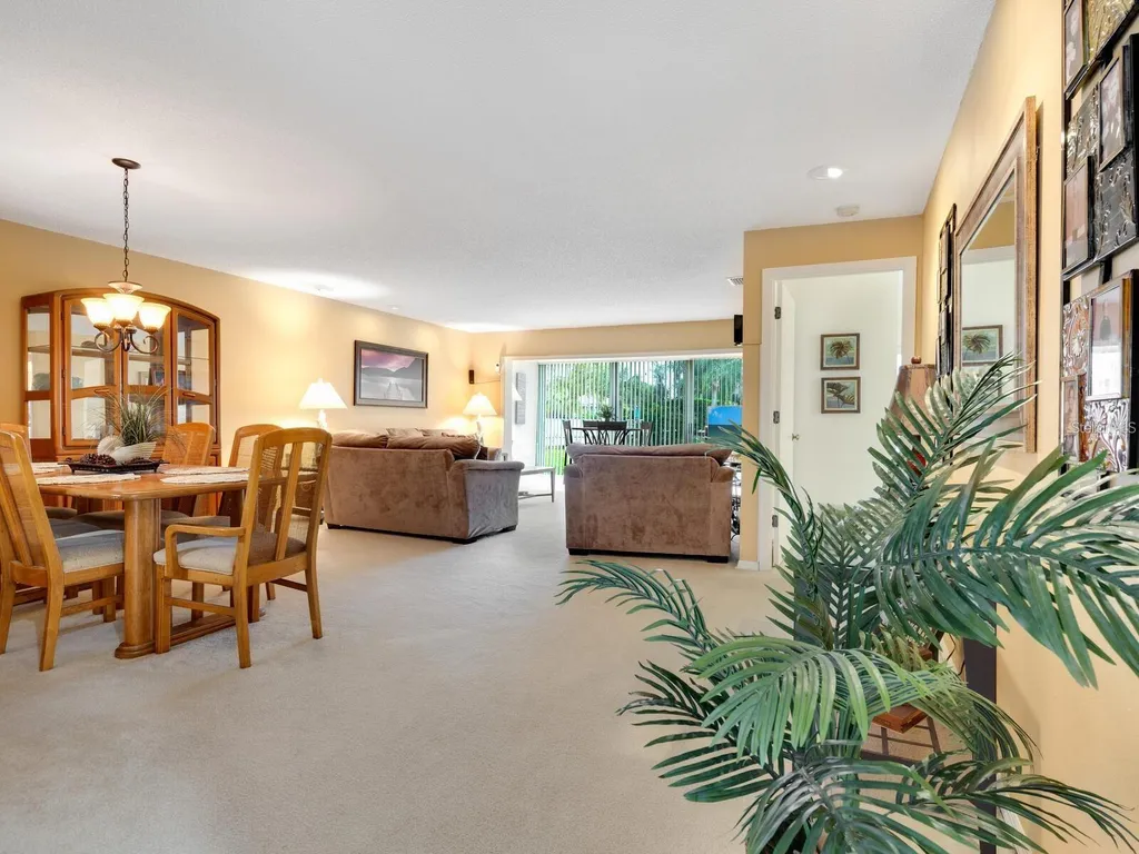 3130 Ringwood Meadow Sarasota FL 34235