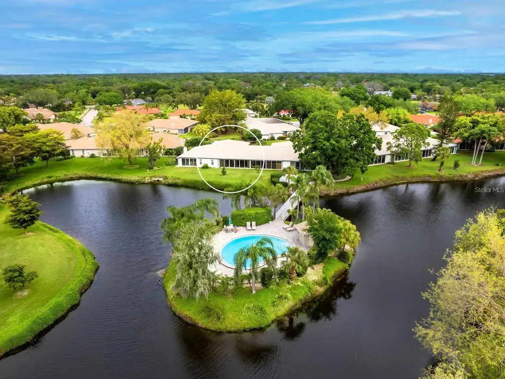 3130 Ringwood Meadow Sarasota FL 34235