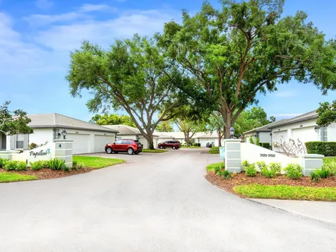 3130 Ringwood Meadow Sarasota FL 34235