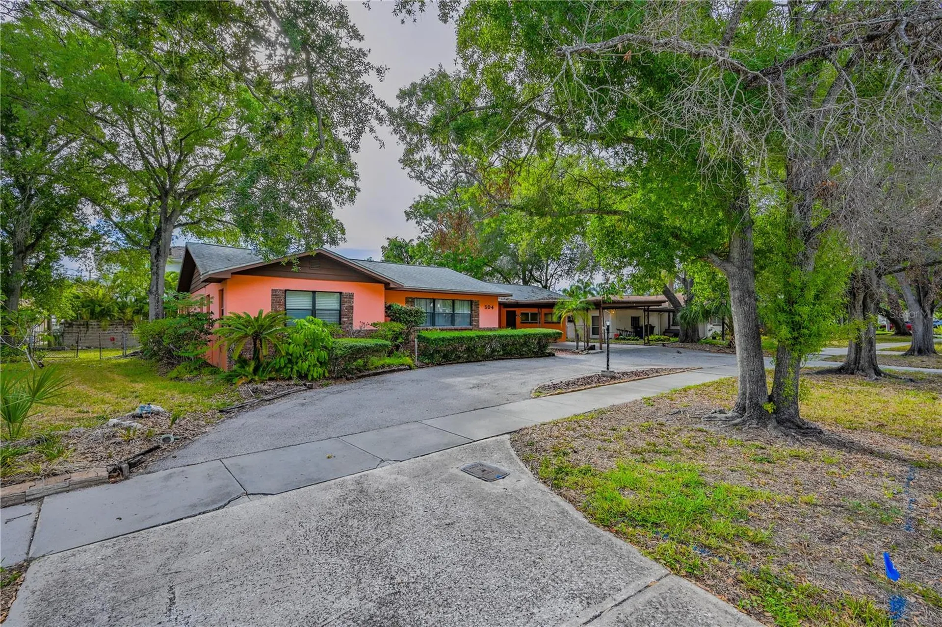 504 W Davis Boulevard Tampa FL 33606