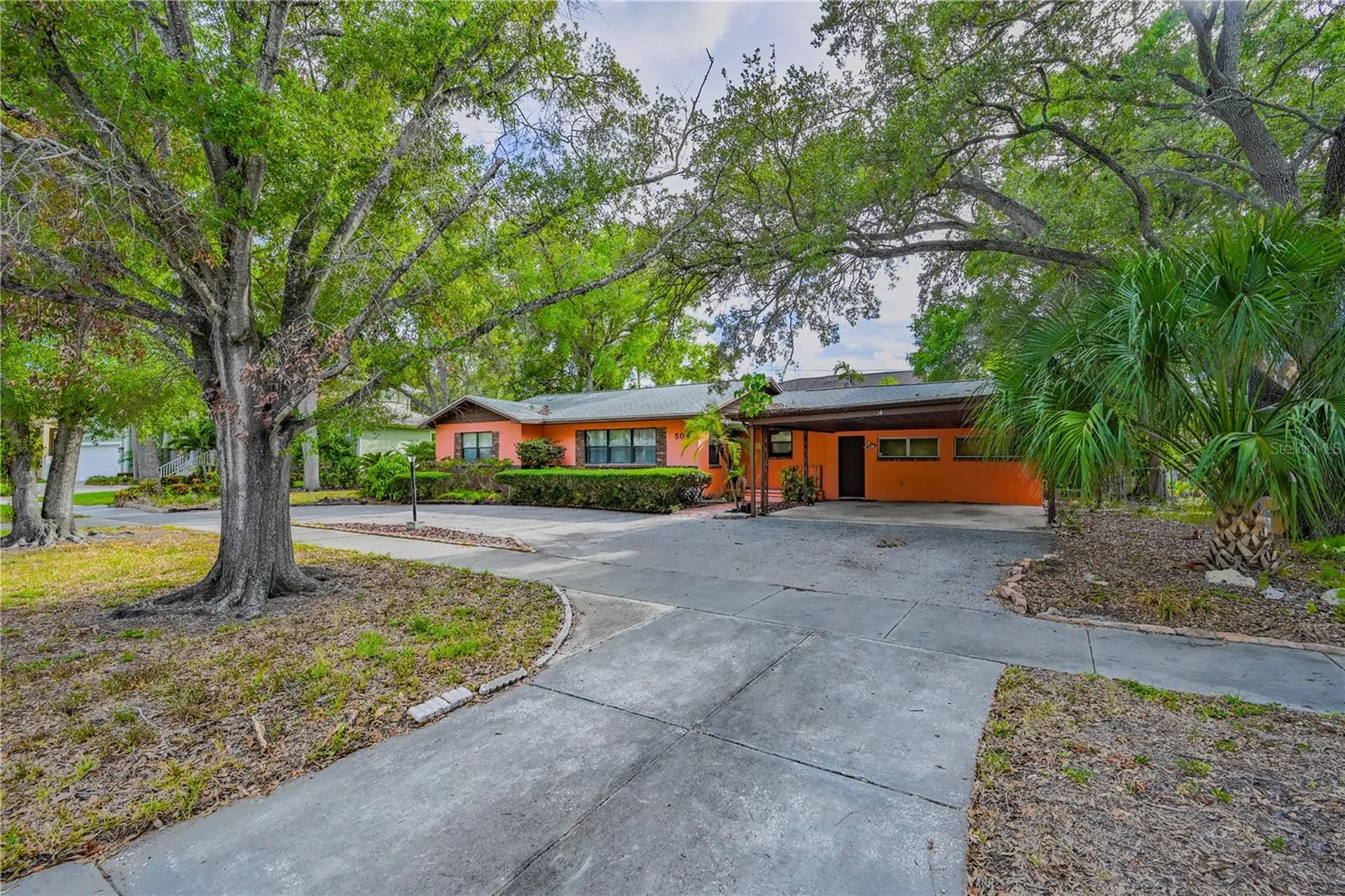 504 W Davis Boulevard Tampa FL 33606