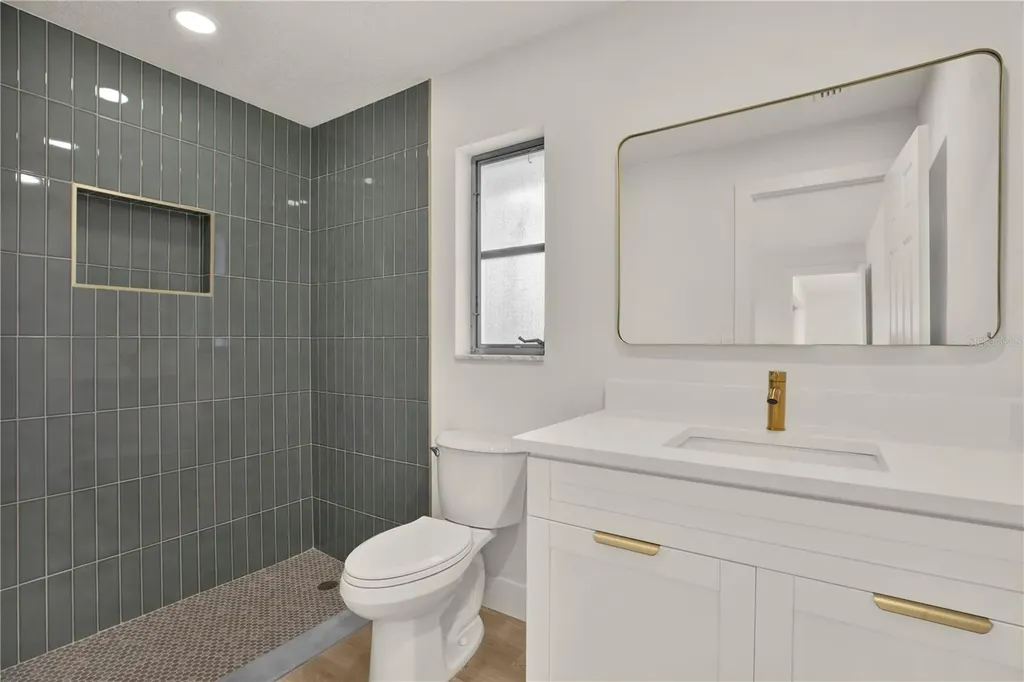 411 Palm Island NE Clearwater Beach FL 33767