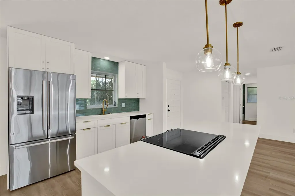 411 Palm Island NE Clearwater Beach FL 33767