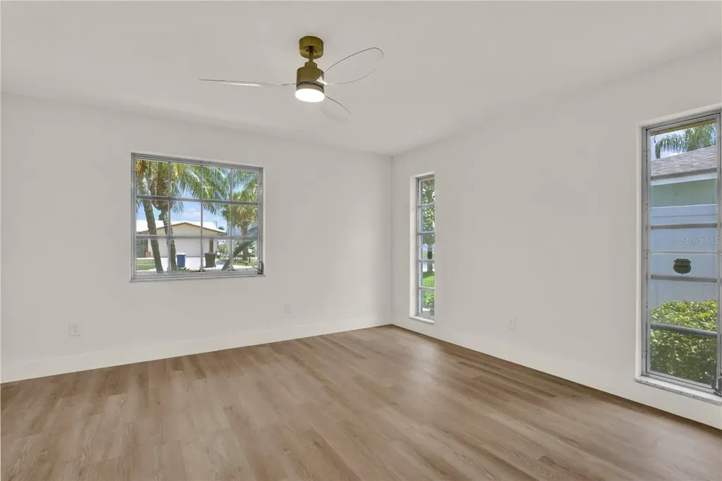 411 Palm Island NE Clearwater Beach FL 33767