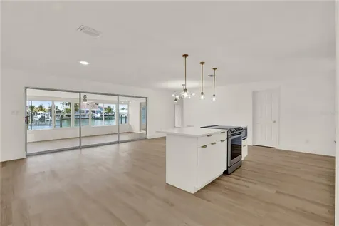 411 Palm Island NE Clearwater Beach FL 33767