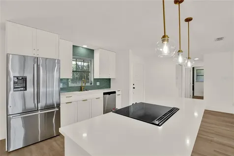 411 Palm Island NE Clearwater Beach FL 33767