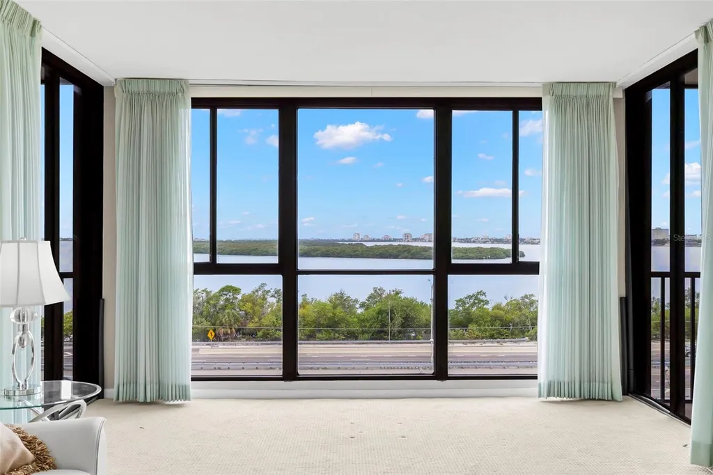 7100 Sunshine Skyway Lane S St Petersburg FL 33711