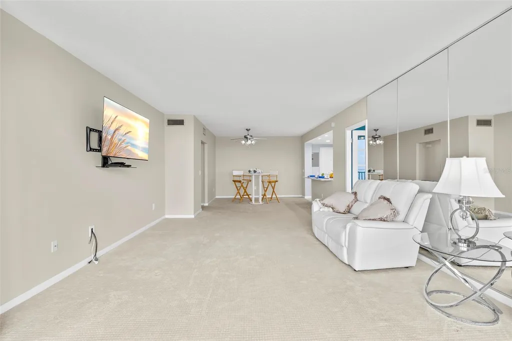 7100 Sunshine Skyway Lane S St Petersburg FL 33711