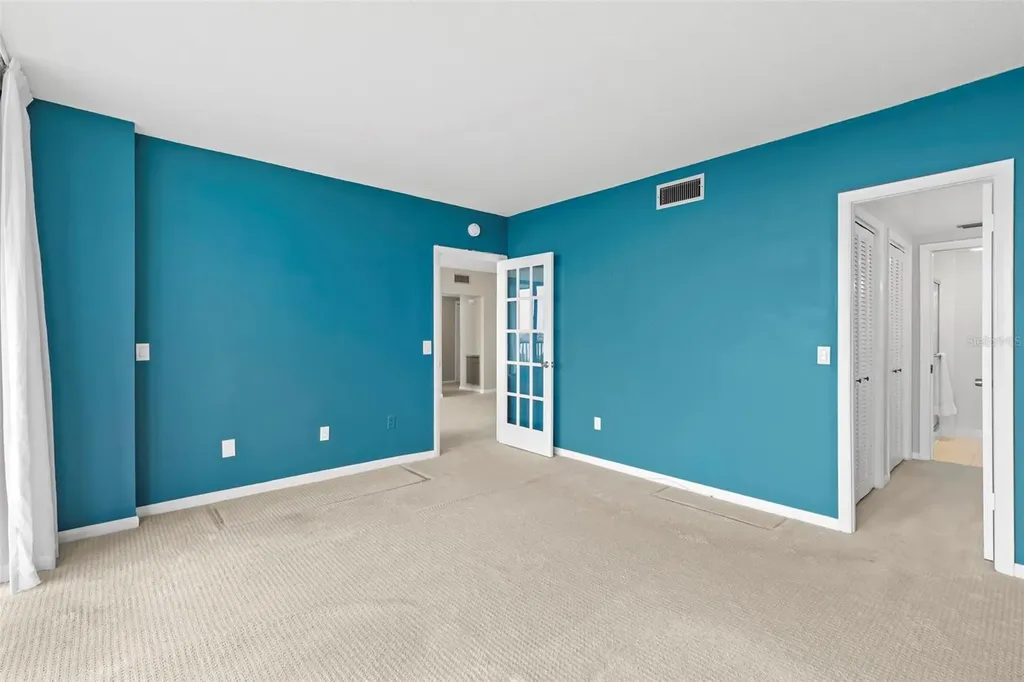 7100 Sunshine Skyway Lane S St Petersburg FL 33711