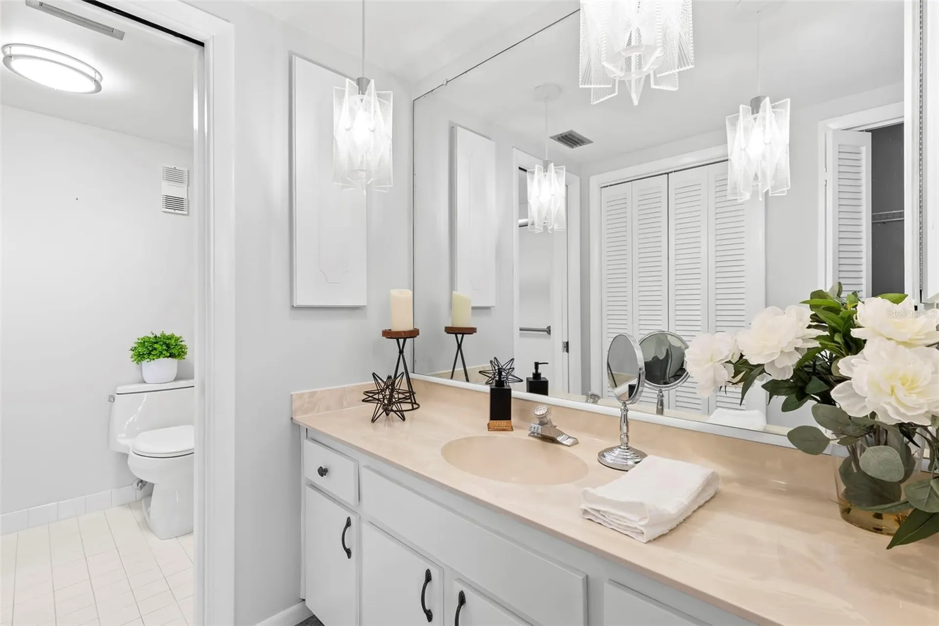 7100 Sunshine Skyway Lane S St Petersburg FL 33711