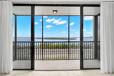 7100 Sunshine Skyway Lane S St Petersburg FL 33711