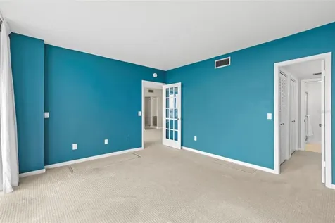 7100 Sunshine Skyway Lane S St Petersburg FL 33711