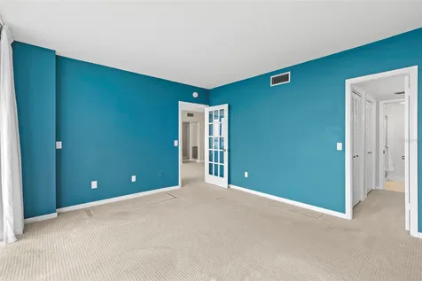 7100 Sunshine Skyway Lane S St Petersburg FL 33711