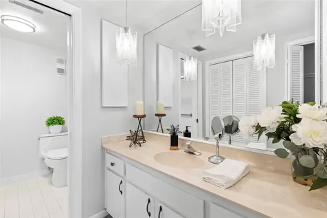 7100 Sunshine Skyway Lane S St Petersburg FL 33711