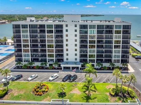 7100 Sunshine Skyway Lane S St Petersburg FL 33711