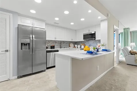 7100 Sunshine Skyway Lane S St Petersburg FL 33711