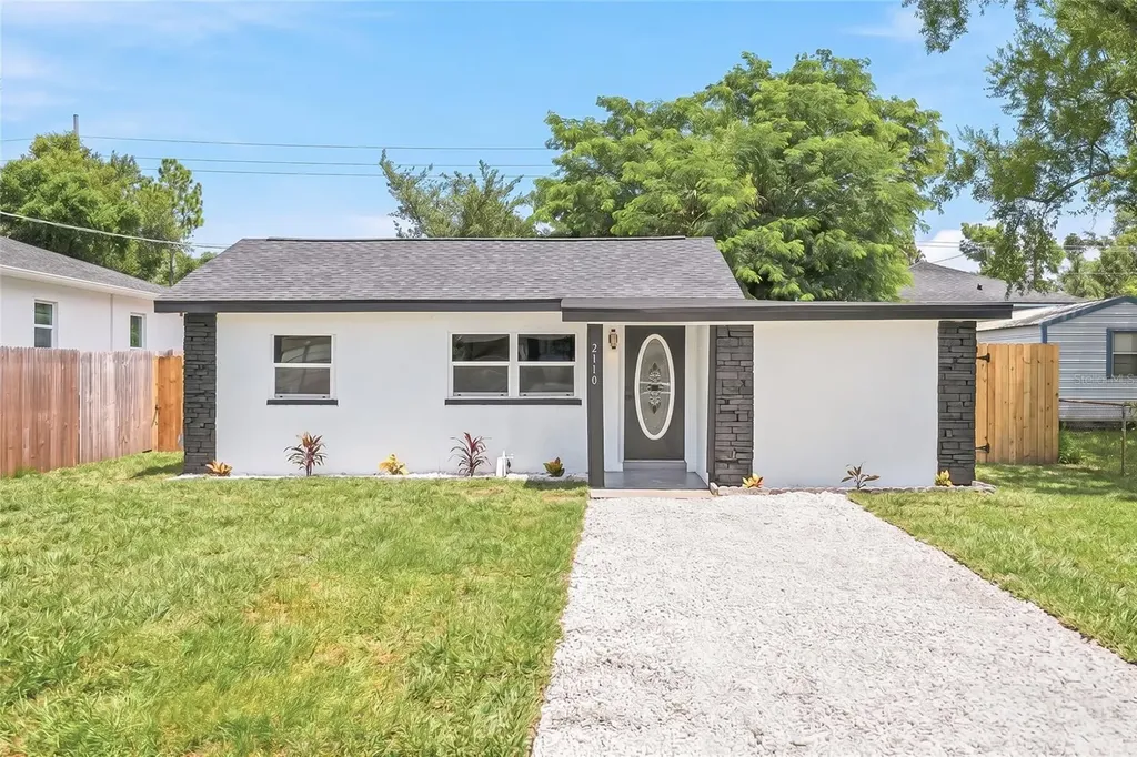 2110 E Nedro Road Tampa FL 33604