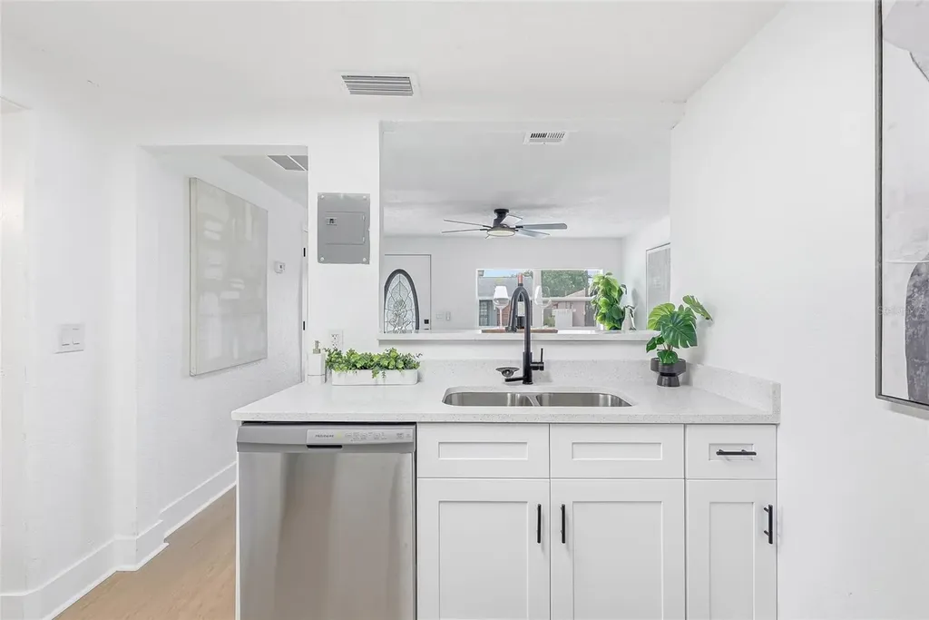 2110 E Nedro Road Tampa FL 33604