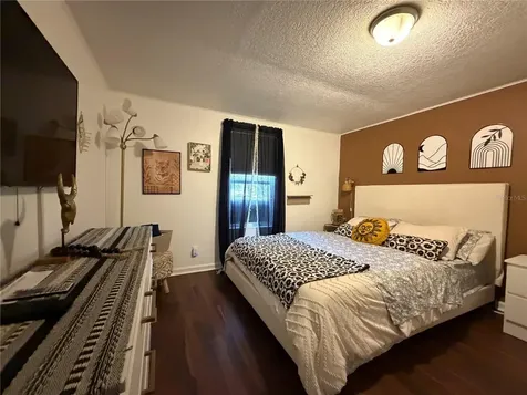2425 SE 10th Avenue Gainesville FL 32641