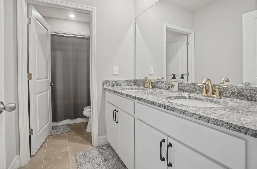 17925 Fattoria Terrace Lakewood Ranch FL 34211