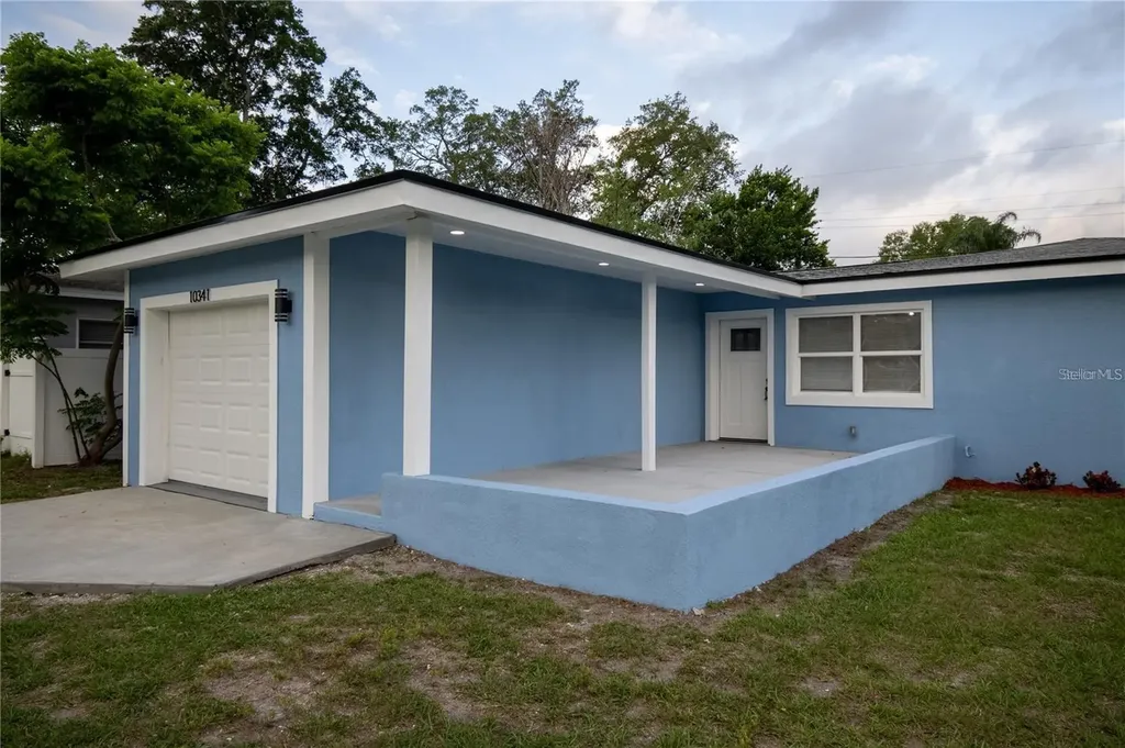 10341 Kumquat Lane Seminole FL 33772