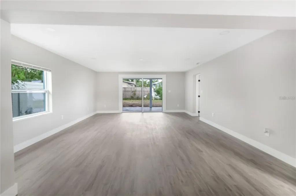 10341 Kumquat Lane Seminole FL 33772