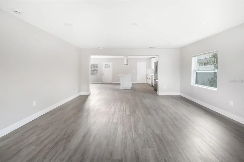 10341 Kumquat Lane Seminole FL 33772