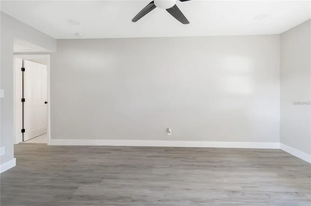 10341 Kumquat Lane Seminole FL 33772