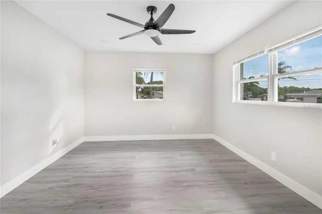 10341 Kumquat Lane Seminole FL 33772