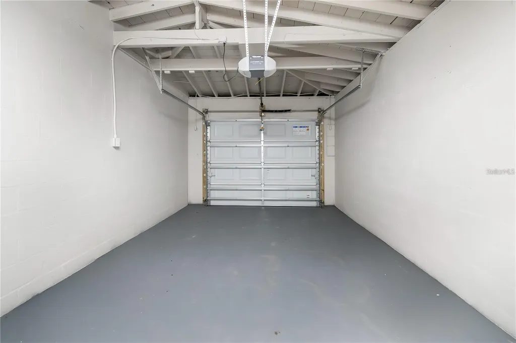 10341 Kumquat Lane Seminole FL 33772