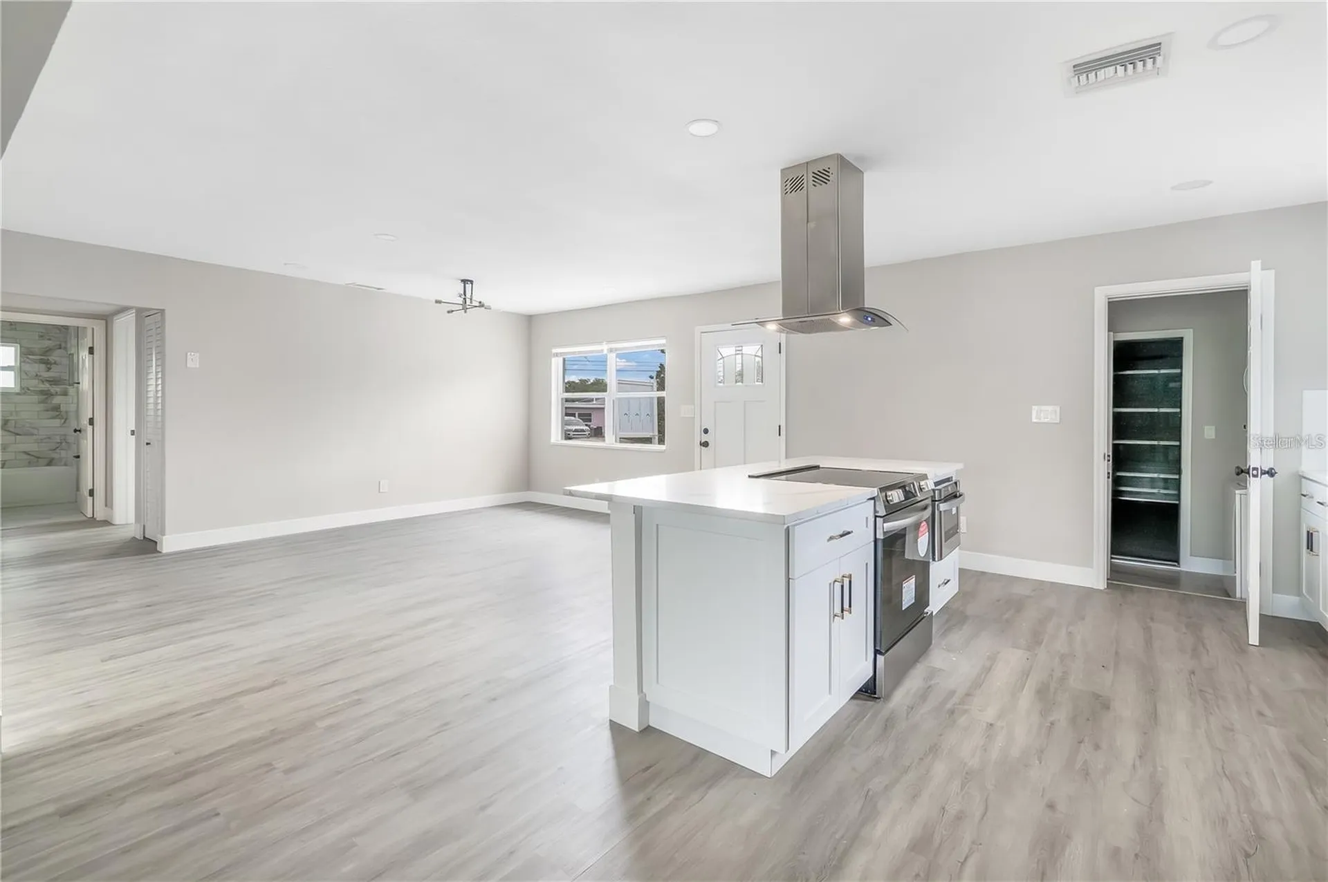 10341 Kumquat Lane Seminole FL 33772