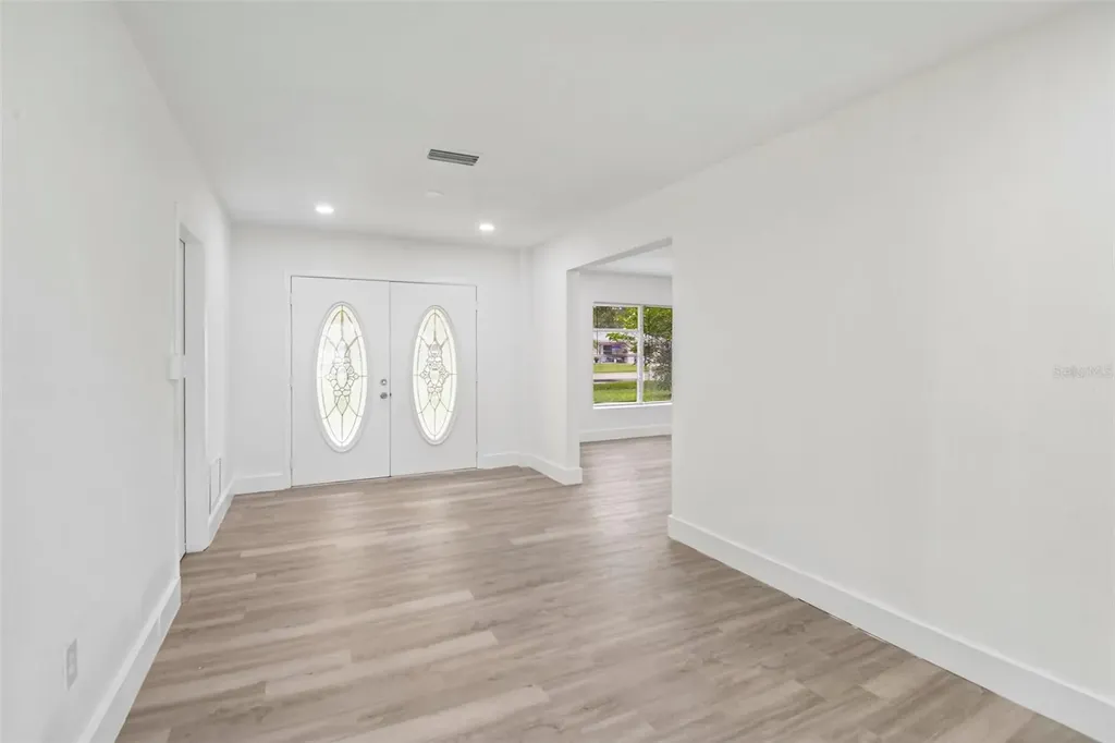 104 S Hercules Avenue Clearwater FL 33765