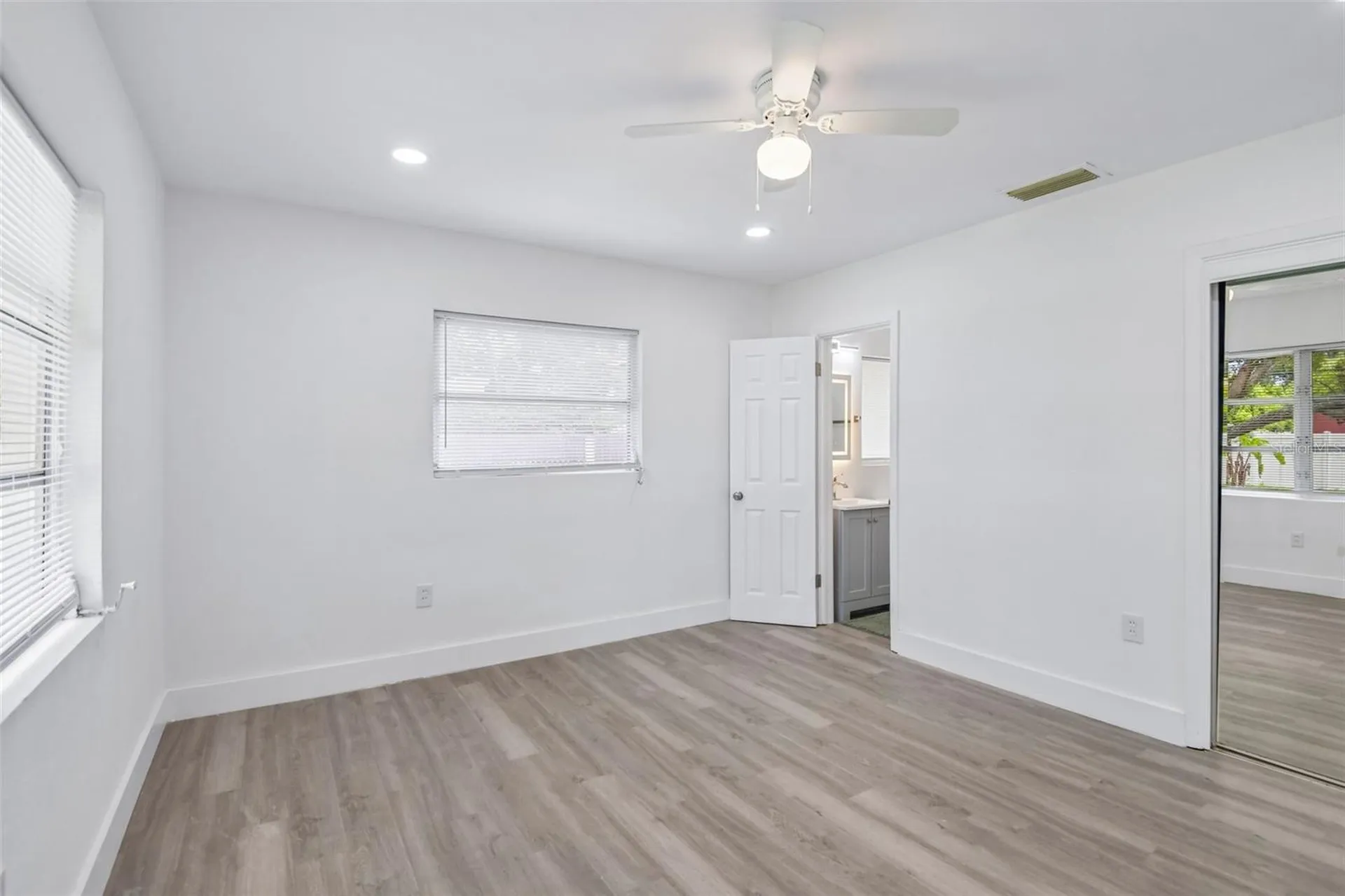 104 S Hercules Avenue Clearwater FL 33765