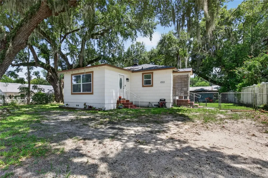 1311 Sumter Street Leesburg FL 34748