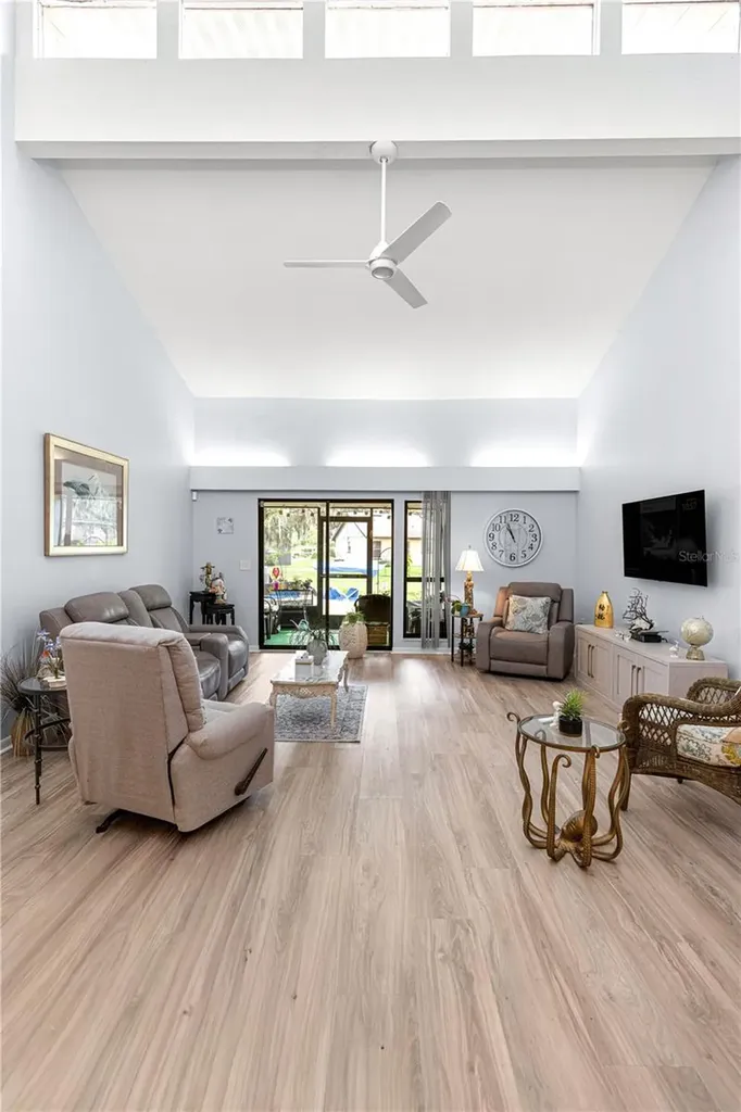 2226 Cypress Cove Drive Tavares FL 32778